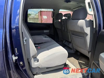 Zdjęcie 6 z 10 samochodu: 2007 TOYOTA TUNDRA CREWMAX SR5 VIN:5TBDV54167S462078 - miniatura