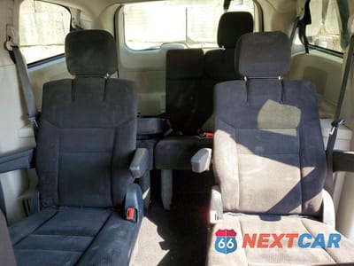 Zdjęcie 10 z 13 samochodu: 2016 DODGE GRAND CARAVAN SE VIN:2C4RDGBG6GR340607 - miniatura