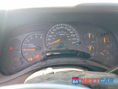 Zdjęcie 9 z 12 samochodu: 2005 GMC NEW SIERRA K1500 VIN:2GTEK13T451219843 - miniatura
