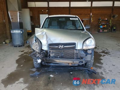 Piąte zdjęcie samochodu w środku: 2008 HYUNDAI TUCSON GLS VIN:KM8JM12B78U897959 - miniatura