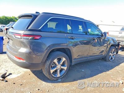 Trzecie zdjęcie samochodu z tyłu: 2024 JEEP GRAND CHEROKEE LIMITED 4XE VIN:1C4RJYB63RC131066 - miniatura
