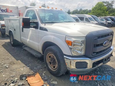 Czwarte zdjęcie samochodu z boku: 2013 FORD F350 SUPER DUTY VIN:1FDRF3E61DEB49817 - miniatura
