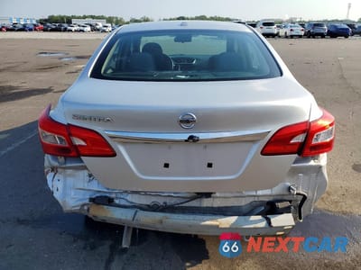Zdjęcie 6 z 13 samochodu: 2019 NISSAN SENTRA SV VIN:3N1AB7AP2KL612857 - miniatura