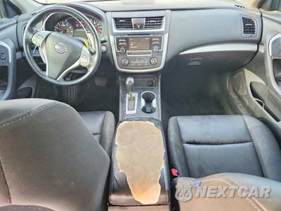 Zdjęcie 8 z 12 samochodu: 2016 NISSAN ALTIMA 2.5 SR VIN:1N4AL3AP6GC210139 - miniatura