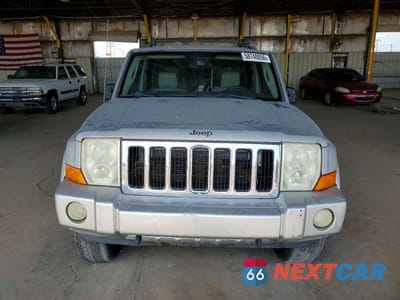 Piąte zdjęcie samochodu w środku: 2007 JEEP COMMANDER LIMITED VIN:1J8HG58287C587177 - miniatura