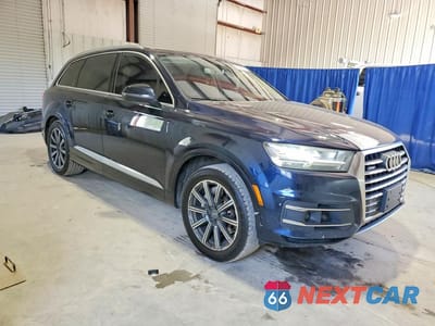 Czwarte zdjęcie samochodu z boku: 2017 AUDI Q7 PRESTIGE VIN:WA1VAAF79HD001921 - miniatura