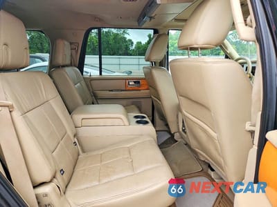 Zdjęcie 11 z 14 samochodu: 2010 LINCOLN NAVIGATOR VIN:5LMJJ2J50AEJ02161 - miniatura
