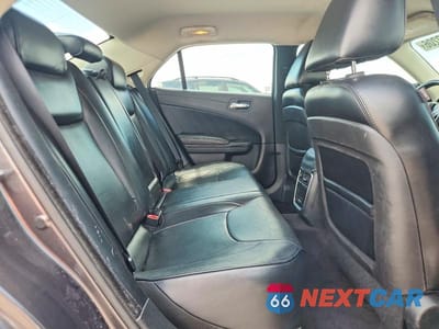Zdjęcie 10 z 12 samochodu: 2018 CHRYSLER 300 TOURING VIN:2C3CCAAG3JH315592 - miniatura