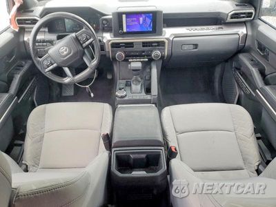 Zdjęcie 8 z 13 samochodu: 2025 TOYOTA TACOMA SR5 VIN:3TMLB5JN1SM151749 - miniatura