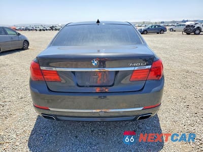 Zdjęcie 6 z 12 samochodu: 2013 BMW 740 LI VIN:WBAYE4C52DDW22744 - miniatura