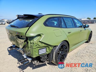 Trzecie zdjęcie samochodu z tyłu: 2026 BMW M5 TOURING VIN:WBS83GV06TCW71762 - miniatura