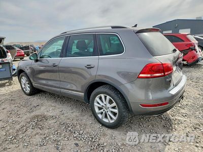 Drugie zdjęcie samochodu z przodu: 2013 VOLKSWAGEN TOUAREG V6 VIN:WVGEF9BPXDD003209 - miniatura