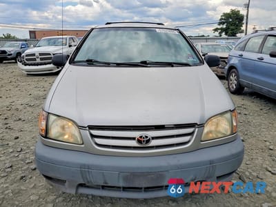 Piąte zdjęcie samochodu w środku: 2002 TOYOTA SIENNA CE VIN:4T3ZF19C22U482543 - miniatura