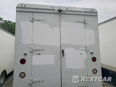 Zdjęcie 6 z 13 samochodu: 2013 FORD E350 DELIVERY TRUCK VIN:1FC3E3KL3DDA22919 - miniatura