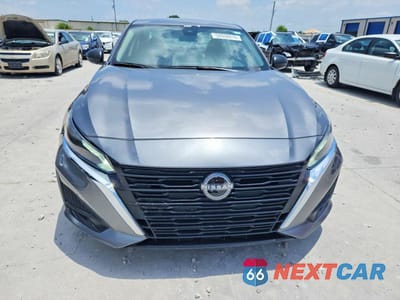 Piąte zdjęcie samochodu w środku: 2024 NISSAN ALTIMA S VIN:1N4BL4BV2RN402253 - miniatura