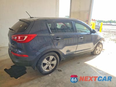 Trzecie zdjęcie samochodu z tyłu: 2011 KIA SPORTAGE LX VIN:KNDPB3A26B7052625 - miniatura