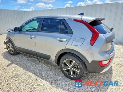 Drugie zdjęcie samochodu z przodu: 2026 KIA NIRO LX VIN:KNDCP3LE2T5335253 - miniatura