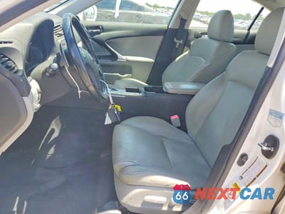 Zdjęcie 7 z 12 samochodu: 2008 LEXUS IS 250 VIN:JTHCK262285022932 - miniatura