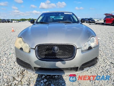 Piąte zdjęcie samochodu w środku: 2011 JAGUAR XF PREMIUM VIN:SAJWA0GB8BLS18379 - miniatura