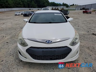 Piąte zdjęcie samochodu w środku: 2015 HYUNDAI SONATA HYBRID BASE VIN:KMHEC4A41FA126534 - miniatura