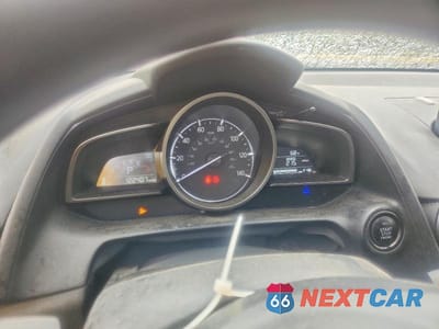 Zdjęcie 9 z 12 samochodu: 2019 MAZDA CX-3 SPORT VIN:JM1DKFB76K1446353 - miniatura