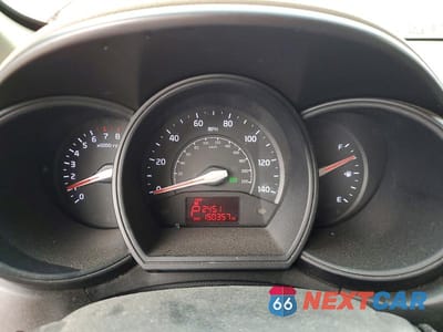 Zdjęcie 9 z 12 samochodu: 2012 KIA RIO 5-DOOR EX VIN:KNADN5A32C6039812 - miniatura