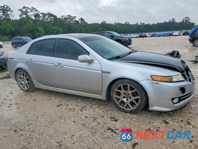 Czwarte zdjęcie samochodu z boku: 2007 ACURA TL VIN:19UUA66247A034667 - miniatura