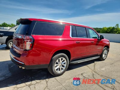 Trzecie zdjęcie samochodu z tyłu: 2023 CHEVROLET SUBURBAN K1500 PREMIER VIN:1GNSKFKL9PR423119 - miniatura