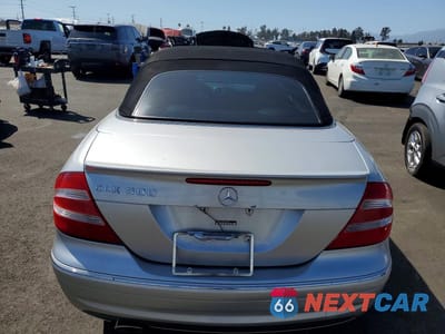 Zdjęcie 6 z 12 samochodu: 2005 MERCEDES-BENZ CLK 500 VIN:WDBTK75G55T042609 - miniatura