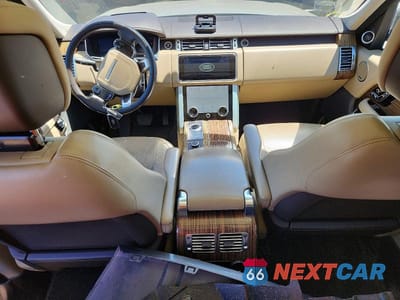 Zdjęcie 8 z 13 samochodu: 2019 LAND ROVER RANGE ROVER HSE VIN:SALGS2SV3KA539716 - miniatura