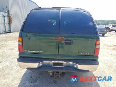 Zdjęcie 6 z 13 samochodu: 2001 CHEVROLET SUBURBAN K1500 VIN:3GNFK16T11G153244 - miniatura