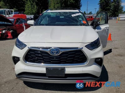 Piąte zdjęcie samochodu w środku: 2021 TOYOTA HIGHLANDER HYBRID PLATINUM VIN:5TDEBRCH4MS018137 - miniatura