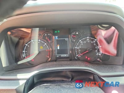 Zdjęcie 9 z 13 samochodu: 2023 TOYOTA 4RUNNER SR5 VIN:JTEEU5JR3P5279604 - miniatura