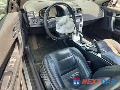 Zdjęcie 8 z 12 samochodu: 2011 VOLVO C70 T5 VIN:YV1672MC8BJ117239 - miniatura
