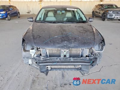 Piąte zdjęcie samochodu w środku: 2017 VOLKSWAGEN PASSAT SE VIN:1VWBT7A37HC082401 - miniatura
