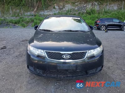 Piąte zdjęcie samochodu w środku: 2012 KIA FORTE EX VIN:KNAFU4A20C5629574 - miniatura