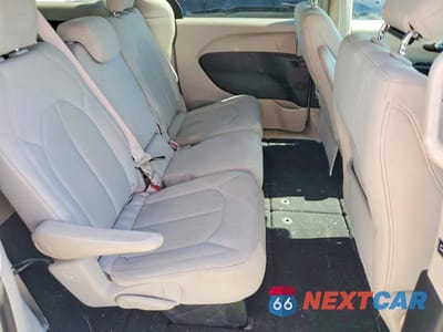 Zdjęcie 11 z 13 samochodu: 2017 CHRYSLER PACIFICA TOURING VIN:2C4RC1DG4HR634389 - miniatura