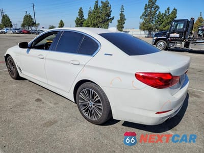 Drugie zdjęcie samochodu z przodu: 2019 BMW 530E VIN:WBAJA9C51KB392651 - miniatura