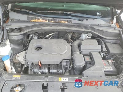 Zdjęcie 12 z 13 samochodu: 2017 HYUNDAI SANTA FE SPORT 2.4L VIN:5XYZT3LB7HG435861 - miniatura