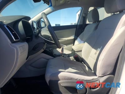 Zdjęcie 7 z 13 samochodu: 2019 HYUNDAI TUCSON SE VIN:KM8J2CA47KU925321 - miniatura