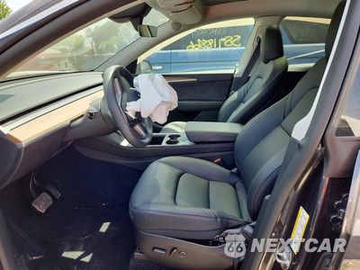Zdjęcie 7 z 12 samochodu: 2025 TESLA MODEL Y VIN:7SAYGDEE4SF289580 - miniatura