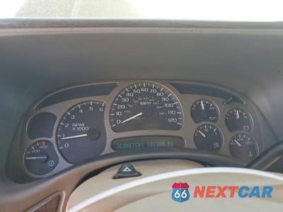 Zdjęcie 9 z 13 samochodu: 2005 GMC YUKON XL DENALI VIN:1GKFK66U85J246382 - miniatura