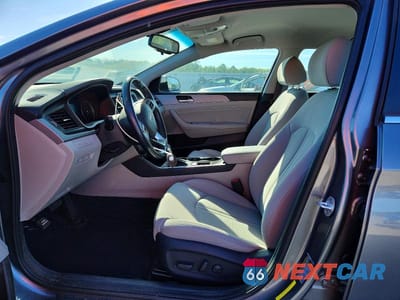 Zdjęcie 7 z 12 samochodu: 2019 HYUNDAI SONATA SEL VIN:5NPE34AF9KH778567 - miniatura