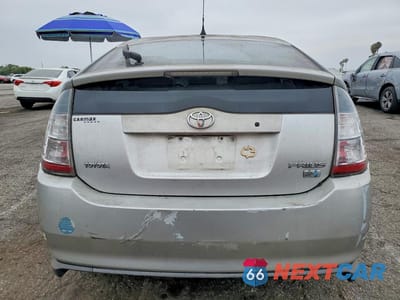 Zdjęcie 6 z 12 samochodu: 2005 TOYOTA PRIUS BASE VIN:JTDKB20U657031821 - miniatura