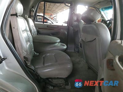 Zdjęcie 11 z 13 samochodu: 2000 LINCOLN NAVIGATOR VIN:5LMRU27A2YLJ00349 - miniatura