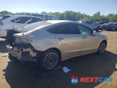 Trzecie zdjęcie samochodu z tyłu: 2017 FORD FUSION SE VIN:3FA6P0T91HR136462 - miniatura