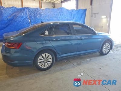 Trzecie zdjęcie samochodu z tyłu: 2019 VOLKSWAGEN JETTA S VIN:3VWC57BU8KM032019 - miniatura