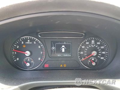 Zdjęcie 9 z 13 samochodu: 2016 KIA SORENTO LX VIN:5XYPG4A38GG122460 - miniatura