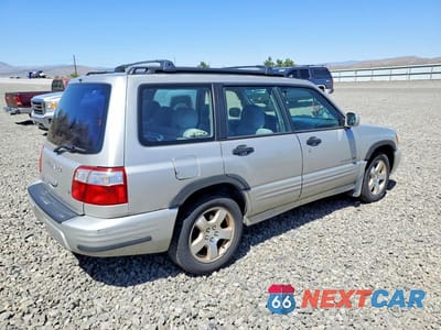 Trzecie zdjęcie samochodu z tyłu: 2001 SUBARU FORESTER S VIN:JF1SF656X1G729354 - miniatura