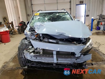 Piąte zdjęcie samochodu w środku: 2018 SUBARU CROSSTREK PREMIUM VIN:JF2GTADC4JH301374 - miniatura